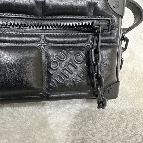 Louis Vuitton Black Leather Limited Edition Soft Trunk Shoulder Bag - Picture 5 of 11